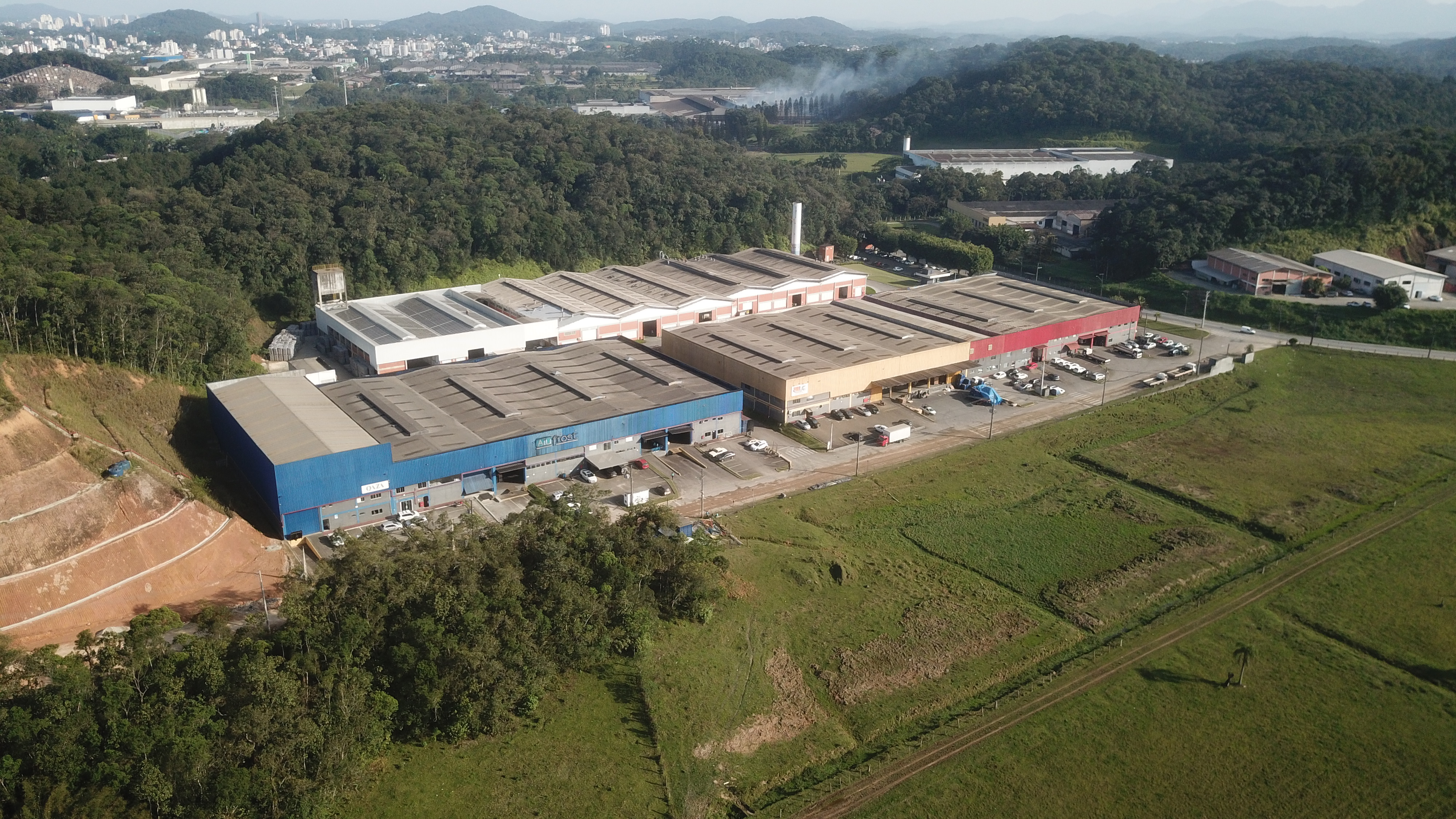 Área de manobra e acessos